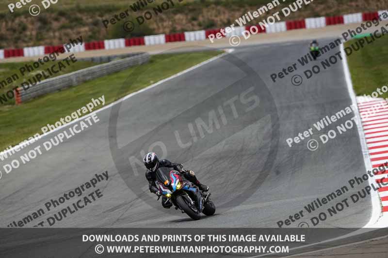 cadwell no limits trackday;cadwell park;cadwell park photographs;cadwell trackday photographs;enduro digital images;event digital images;eventdigitalimages;navarra;no limits trackdays;peter wileman photography;racing digital images;trackday digital images;trackday photos